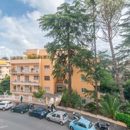Casa Eva - *