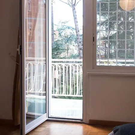 Casa Eva - *